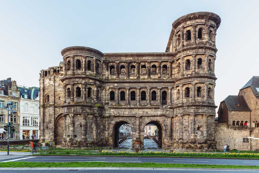 Porta Nigra i historiske Trier