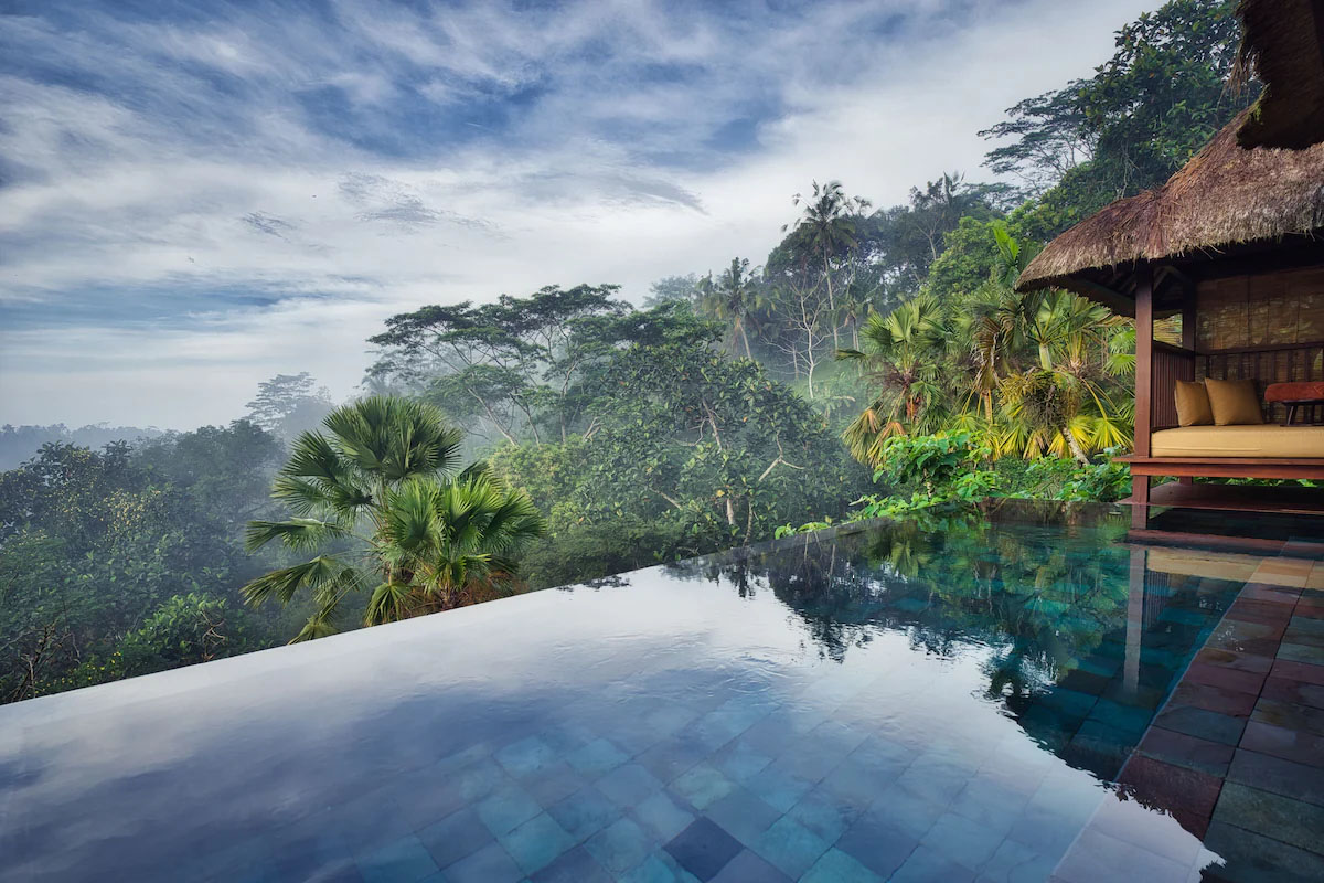 Hanging Gardens of Bali - et av de vakreste hotellbassengene i verden